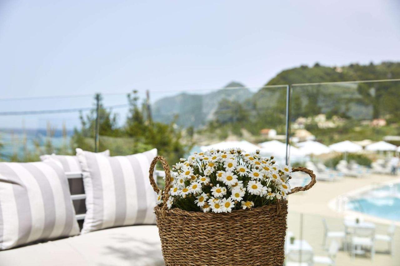 Pelekas Monastery Hotel Exterior foto The hotel's beach
