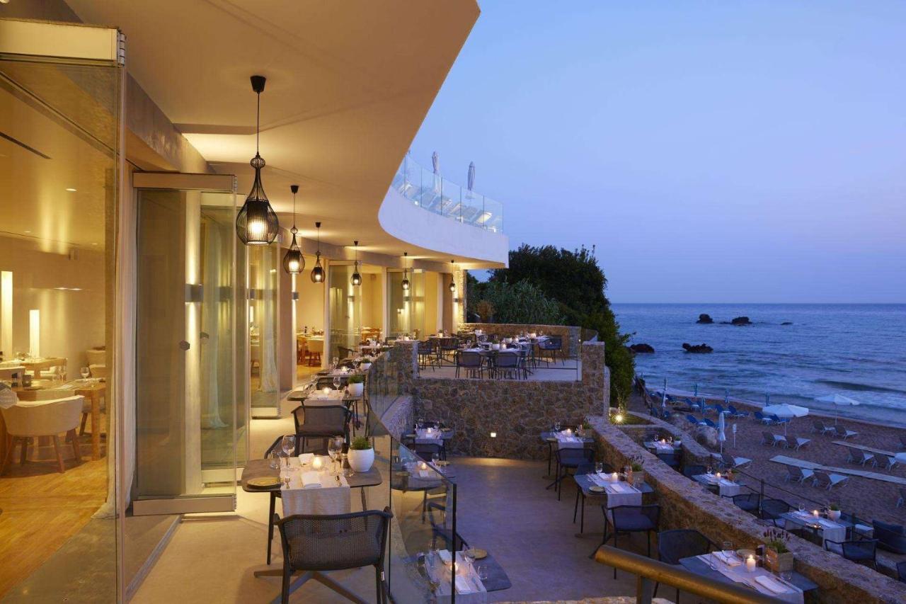 Pelekas Monastery Hotel Exterior foto The restaurant at the hotel