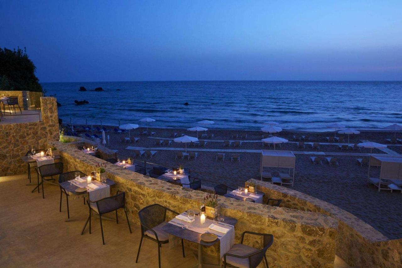 Pelekas Monastery Hotel Exterior foto The restaurant at the clifftop