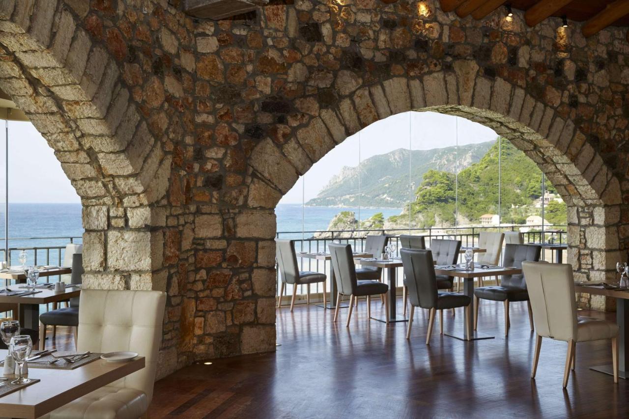 Pelekas Monastery Hotel Exterior foto Restaurant at the hotel